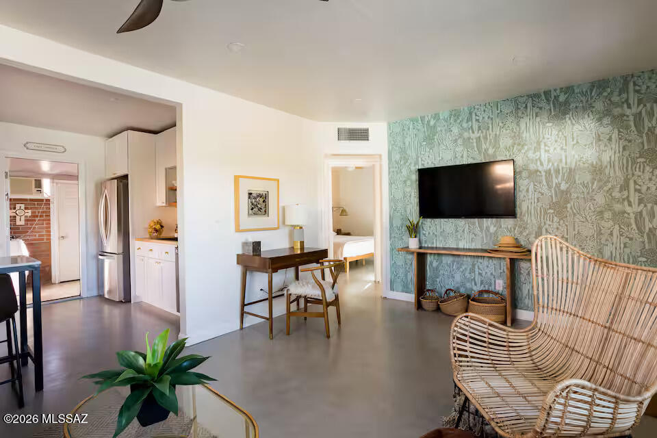 1402 East Roger Road Tucson, AZ 85719 - Photo 1 of 23