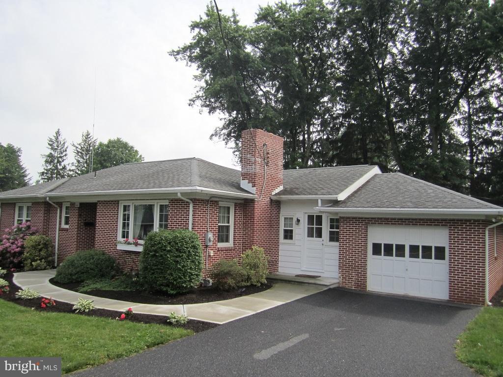 618 Kissel Hill Road Lititz, PA 17543 - Photo 1 of 39