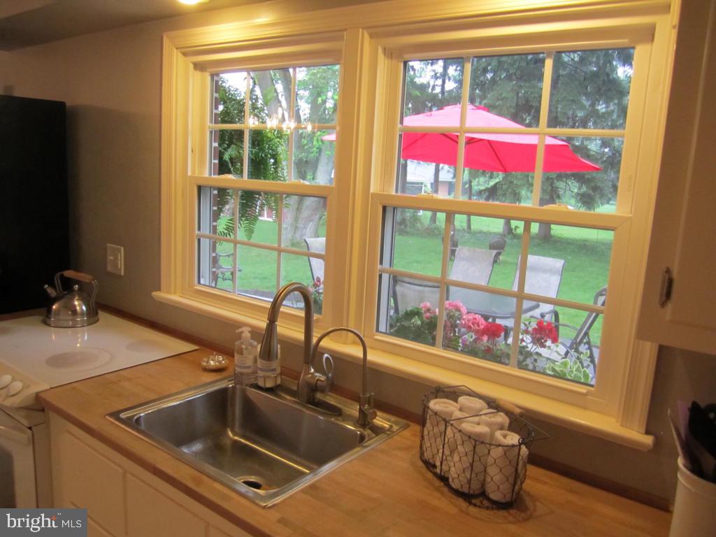 618 Kissel Hill Road Lititz, PA 17543 - Photo 20 of 39
