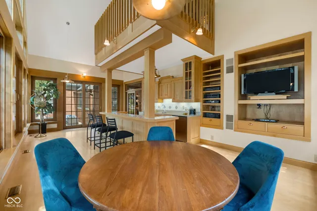 $1,750,000 | 280 Ln 345 Lake James, Angola, IN 46703