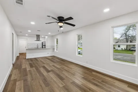 $270,000 | 511 Panhandle Street, Denton, TX 76201