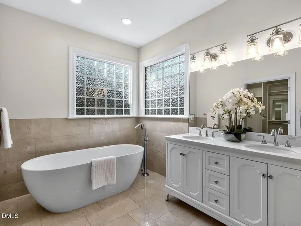 $739,000 | 100 Gables Point Way, Cary, NC 27513