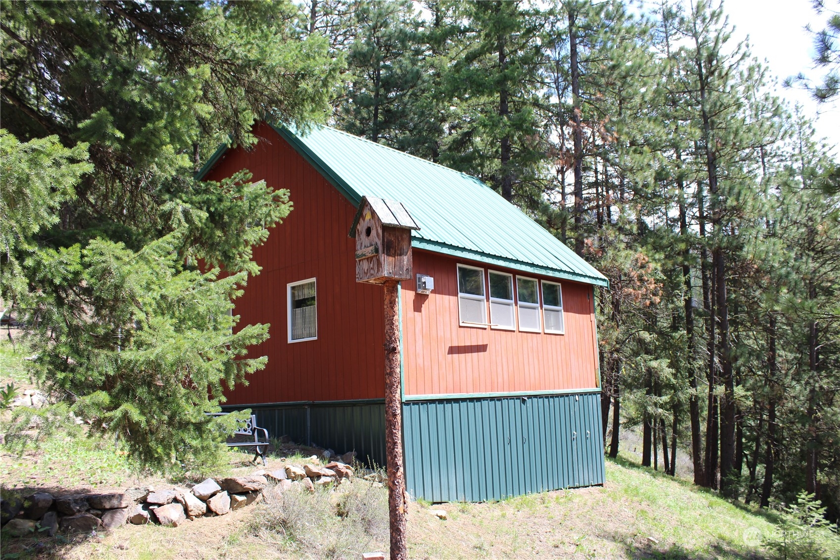 220 Harkness Road Cle Elum, WA 98922 - Photo 3 of 26 Gallery Image 3