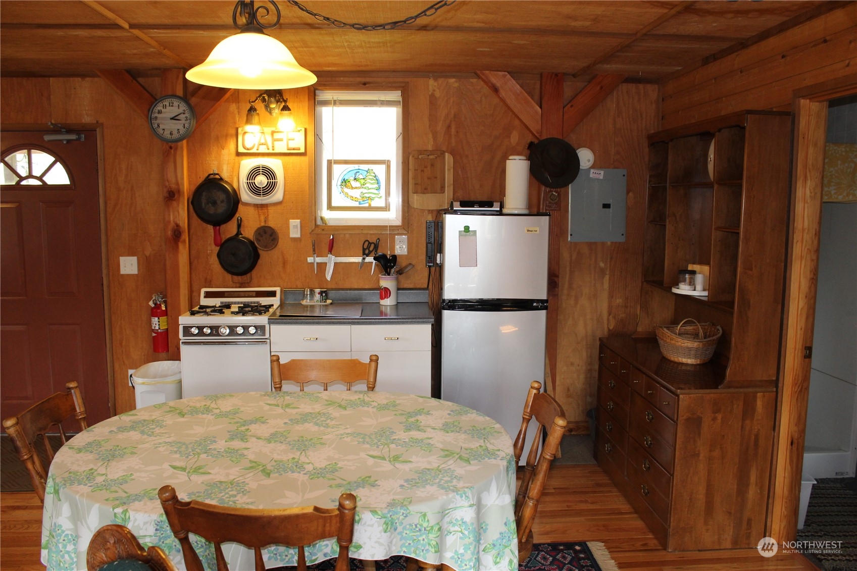 220 Harkness Road Cle Elum, WA 98922 - Photo 6 of 26 Gallery Image 6