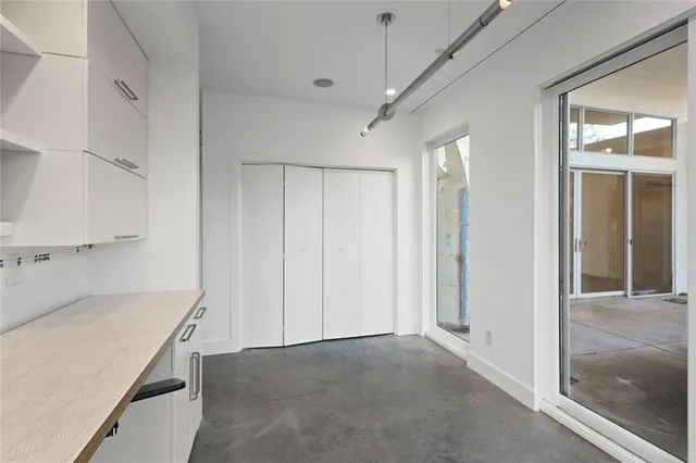 $3,295 | 935 Custer Avenue Southeast, Atlanta, GA 30316