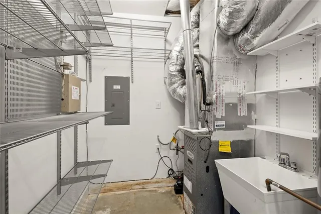 $3,295 | 935 Custer Avenue Southeast, Atlanta, GA 30316