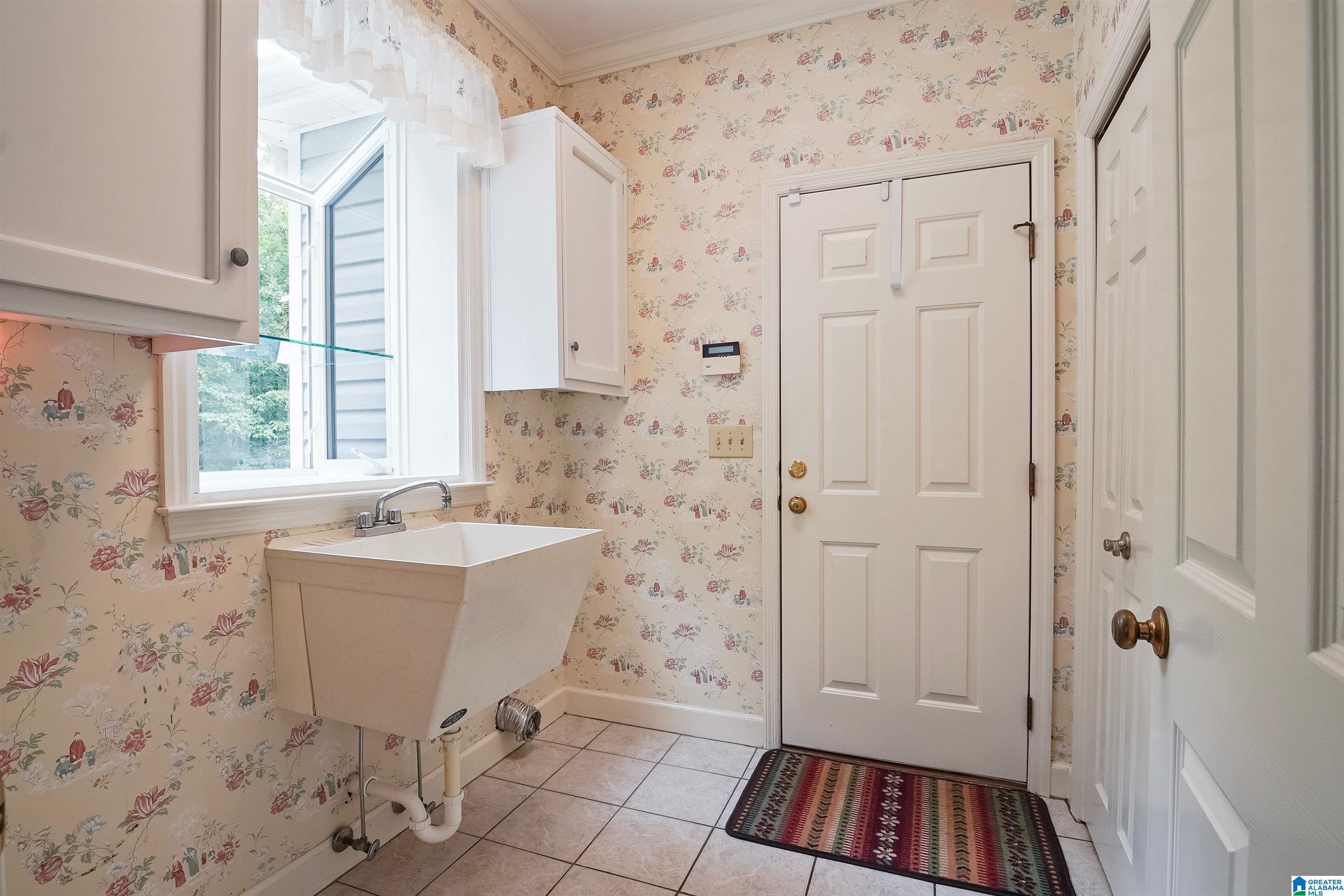 303 Chestnut Lane Alabaster, AL 35007 - Photo 17 of 75