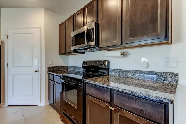 $2,500 | 11847 Myrtle Rock Drive, Riverview, FL 33578