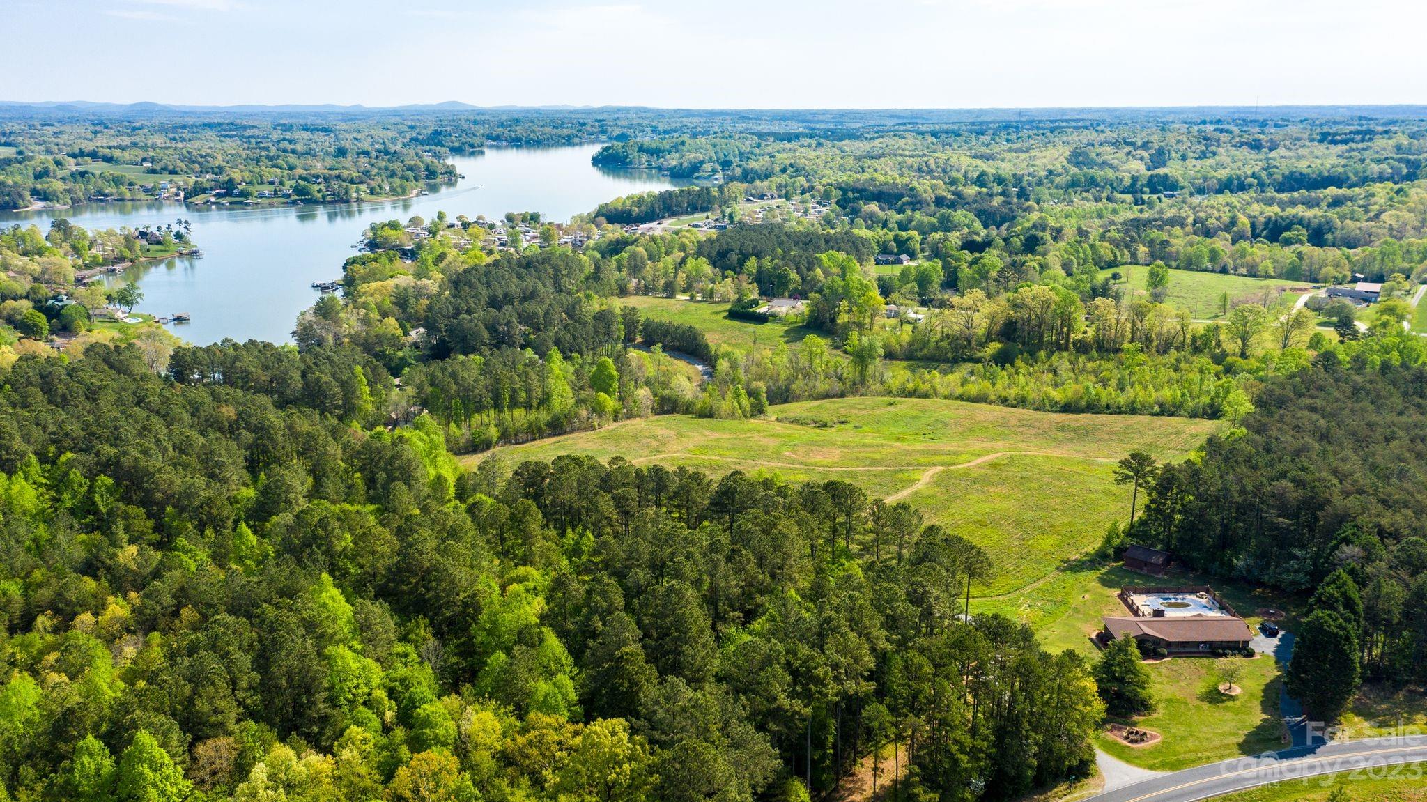 1285 Misty Lane, Unit 6 Hickory, NC 28601 - Photo 11 of 17
