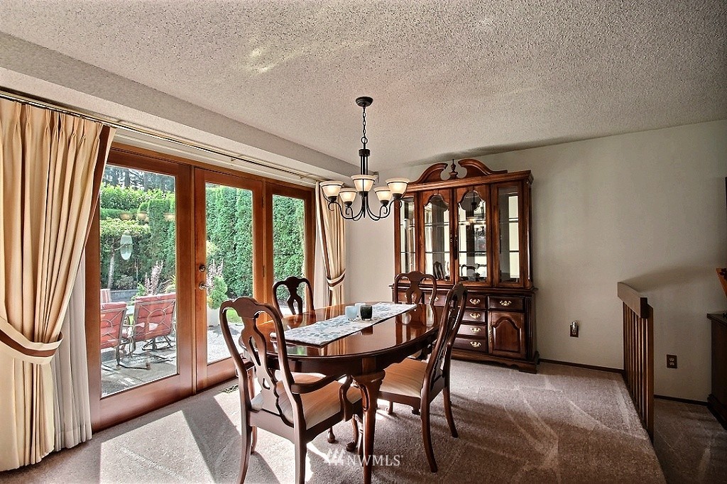 14132 150th Place Southeast Renton, WA 98059 - Photo 4 of 25 Gallery Image 4