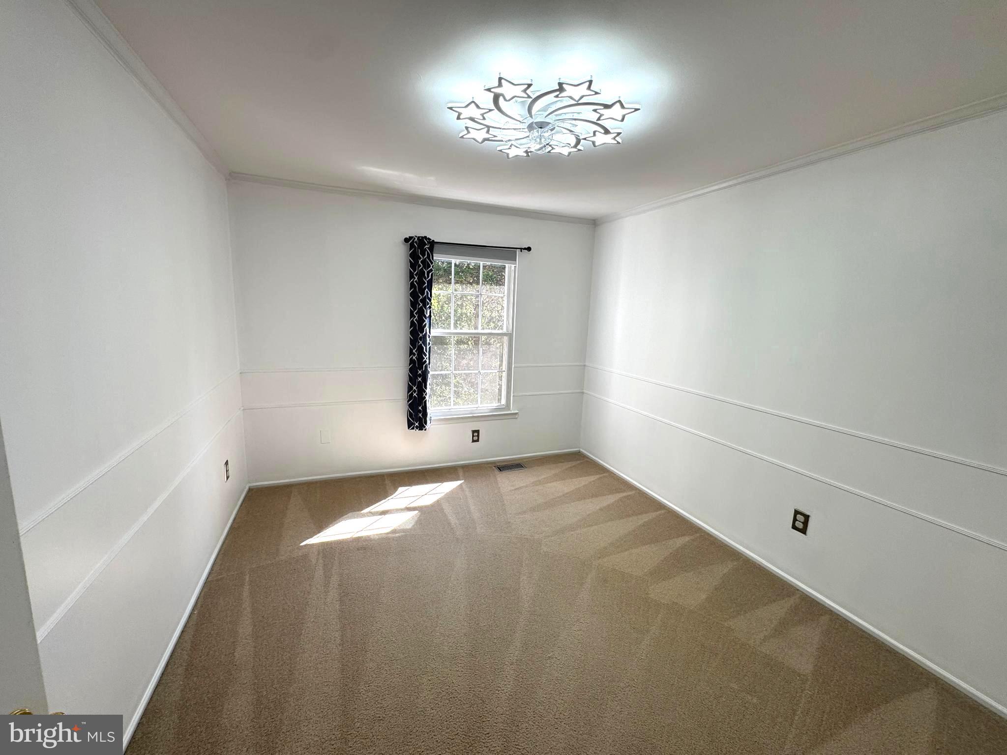 10542 Reed's Landing Circle Burke, VA 22015 - Photo 14 of 35