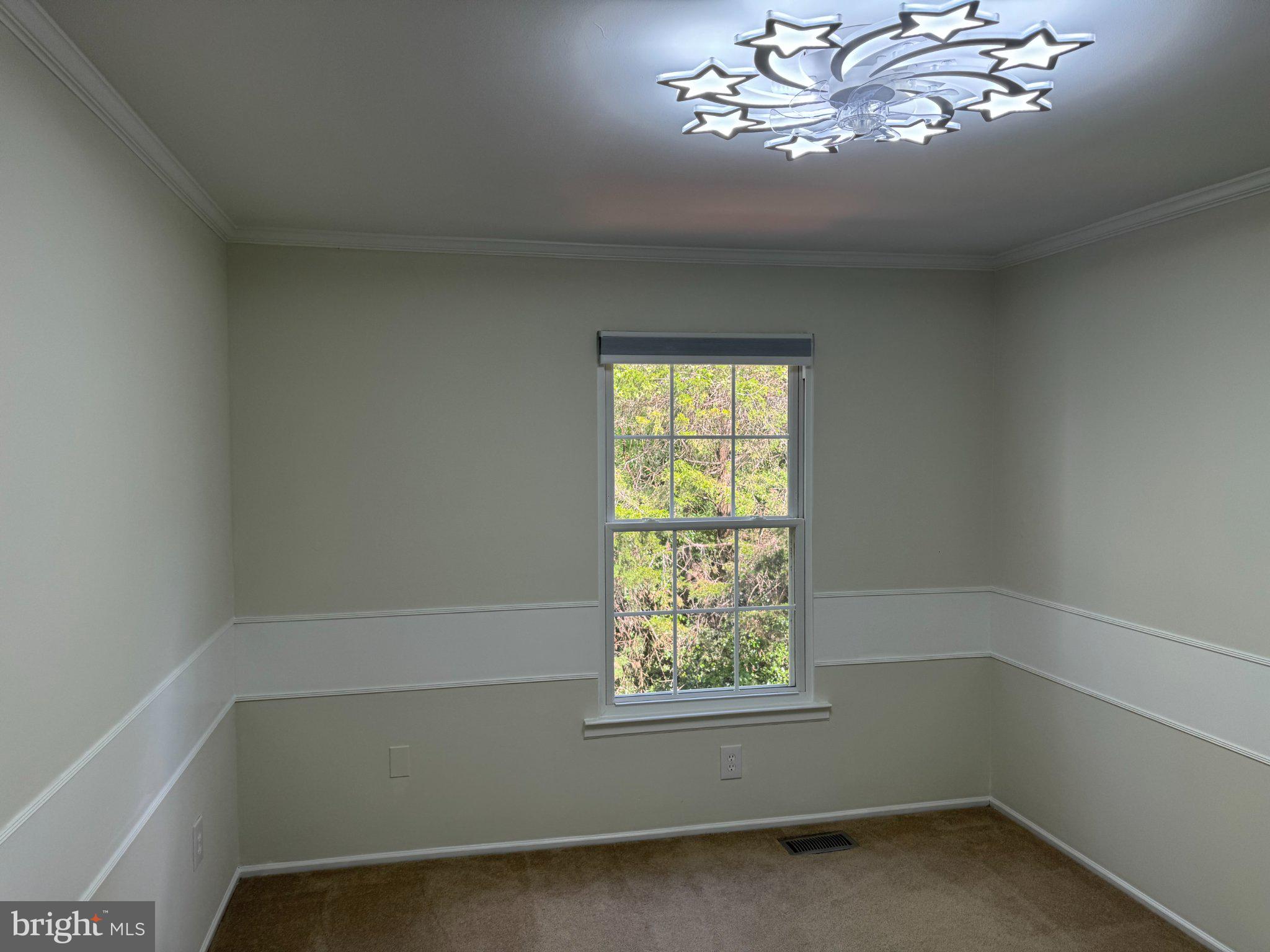 10542 Reed's Landing Circle Burke, VA 22015 - Photo 21 of 32 an empty room with a window