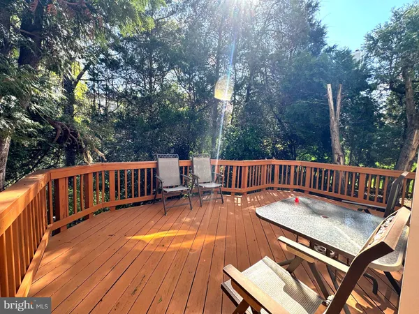 $699,000 | 10542 Reed's Landing Circle, Burke, VA 22015