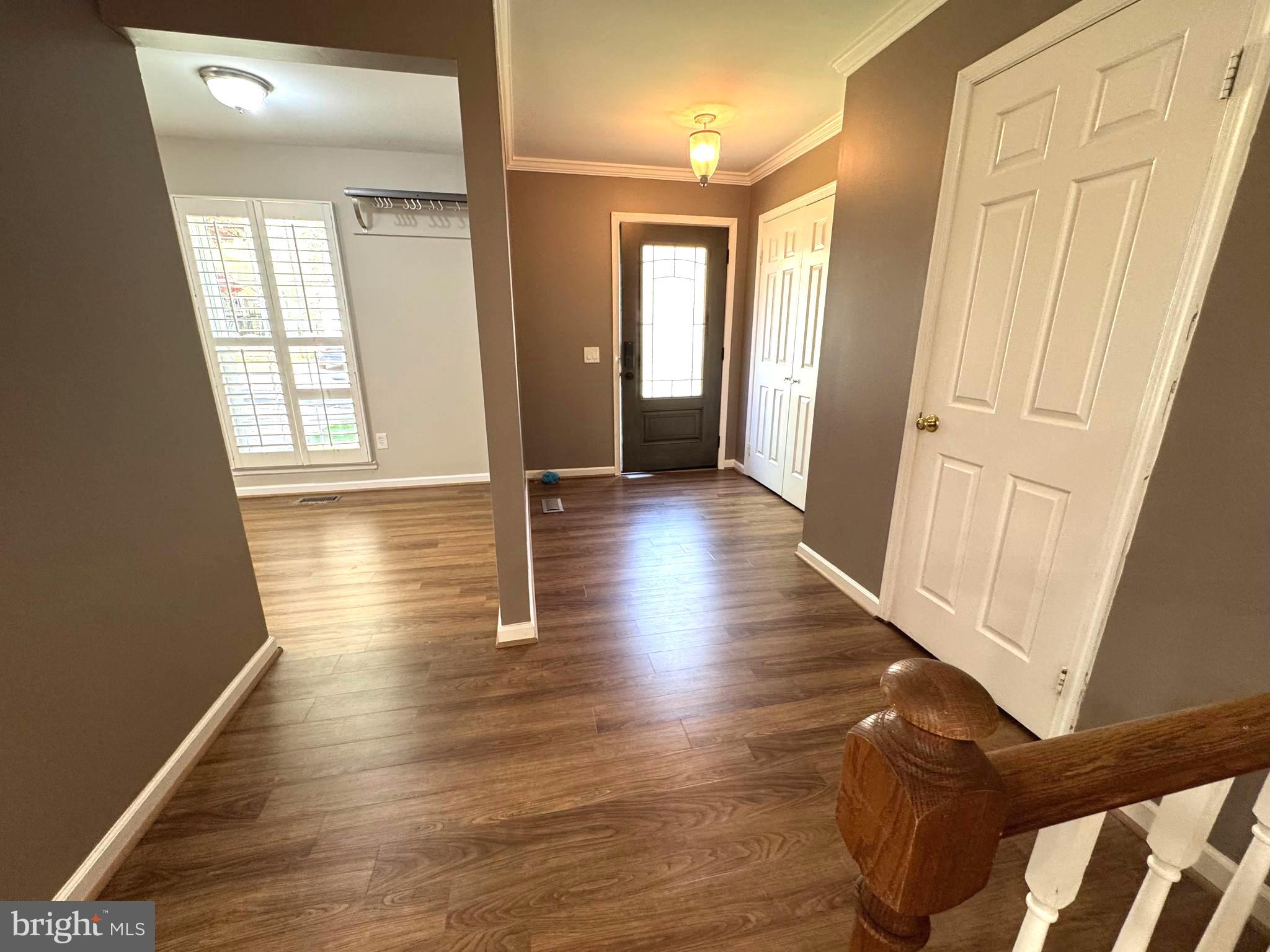 10542 Reed's Landing Circle Burke, VA 22015 - Photo 4 of 35