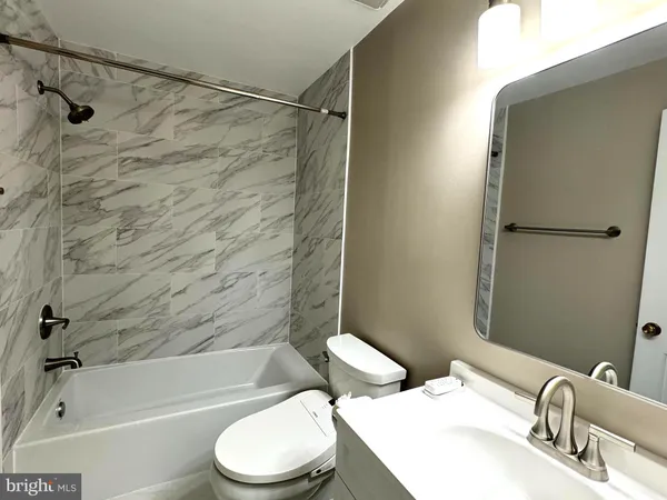 $699,000 | 10542 Reed's Landing Circle, Burke, VA 22015