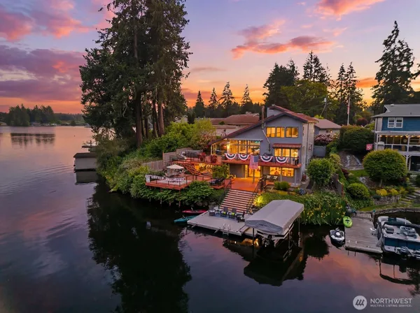 $1,580,000 | 1024 Mountain View Boulevard South, Spanaway, WA 98387