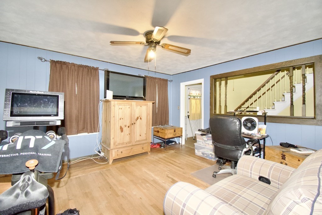 1427 Worcester Street Springfield, MA 01151 - Photo 12 of 30