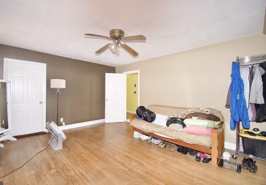 1427 Worcester Street Springfield, MA 01151 - Photo 19 of 30