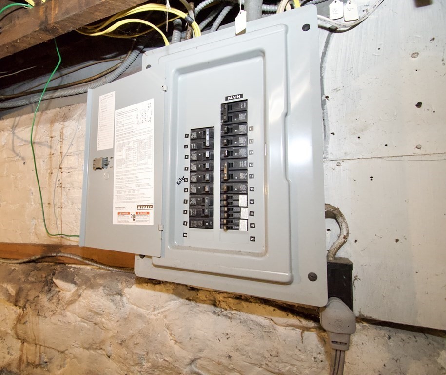 1427 Worcester Street Springfield, MA 01151 - Photo 30 of 30