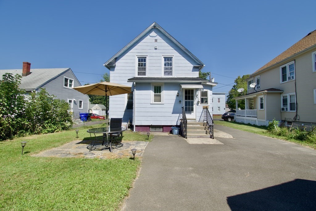 1427 Worcester Street Springfield, MA 01151 - Photo 8 of 30