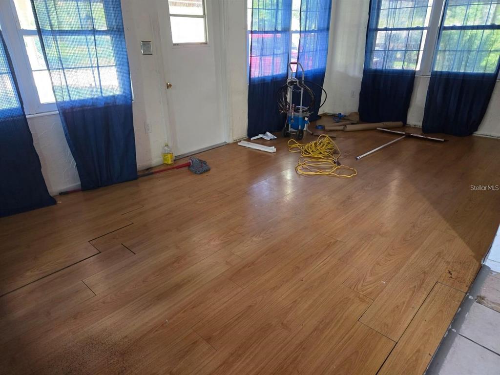 10 McCarthy Avenue Frostproof, FL 33843 - Photo 5 of 9