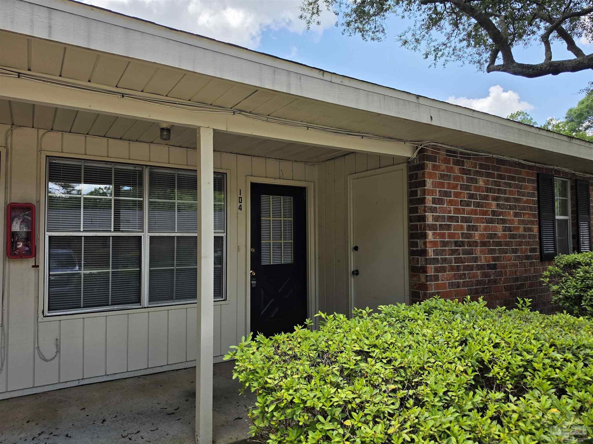 6288 Hamilton Bridge Road Milton, FL 32570 - Photo 1 of 13