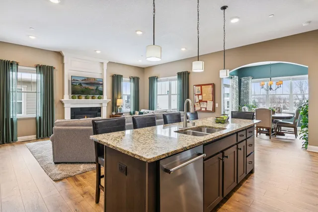 $599,900 | 16536 Diamonte Path, Lakeville, MN 55044