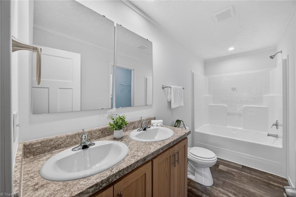 1395 Safrit Road Salisbury, NC 28146 - Photo 19 of 37 Primary Bath