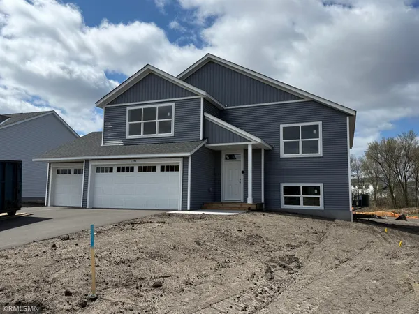 $469,900 | 1548 Meadows Drive Northeast, East Bethel, MN 55011