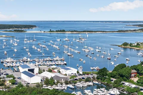 $1,295,000 | 1090 Shore Road, Unit 13, Pocasset, MA 02559