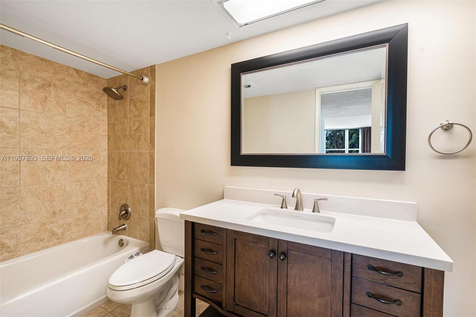 3150 Northeast 48th Court, Unit 107 Lighthouse Point, FL 33064 - Photo 5 of 29