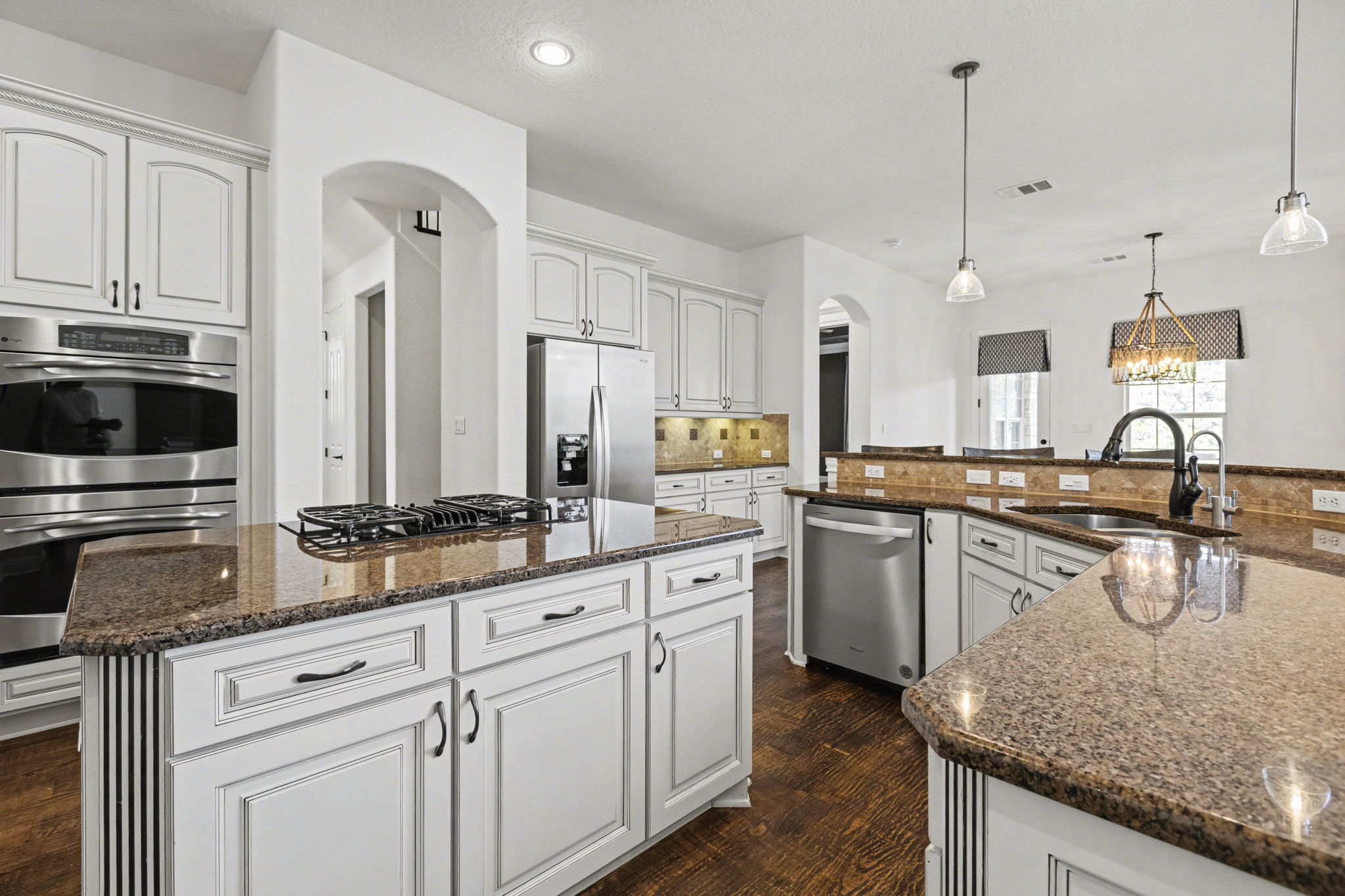 121 Burgess Lane Austin, TX 78738 - Photo 2 of 40