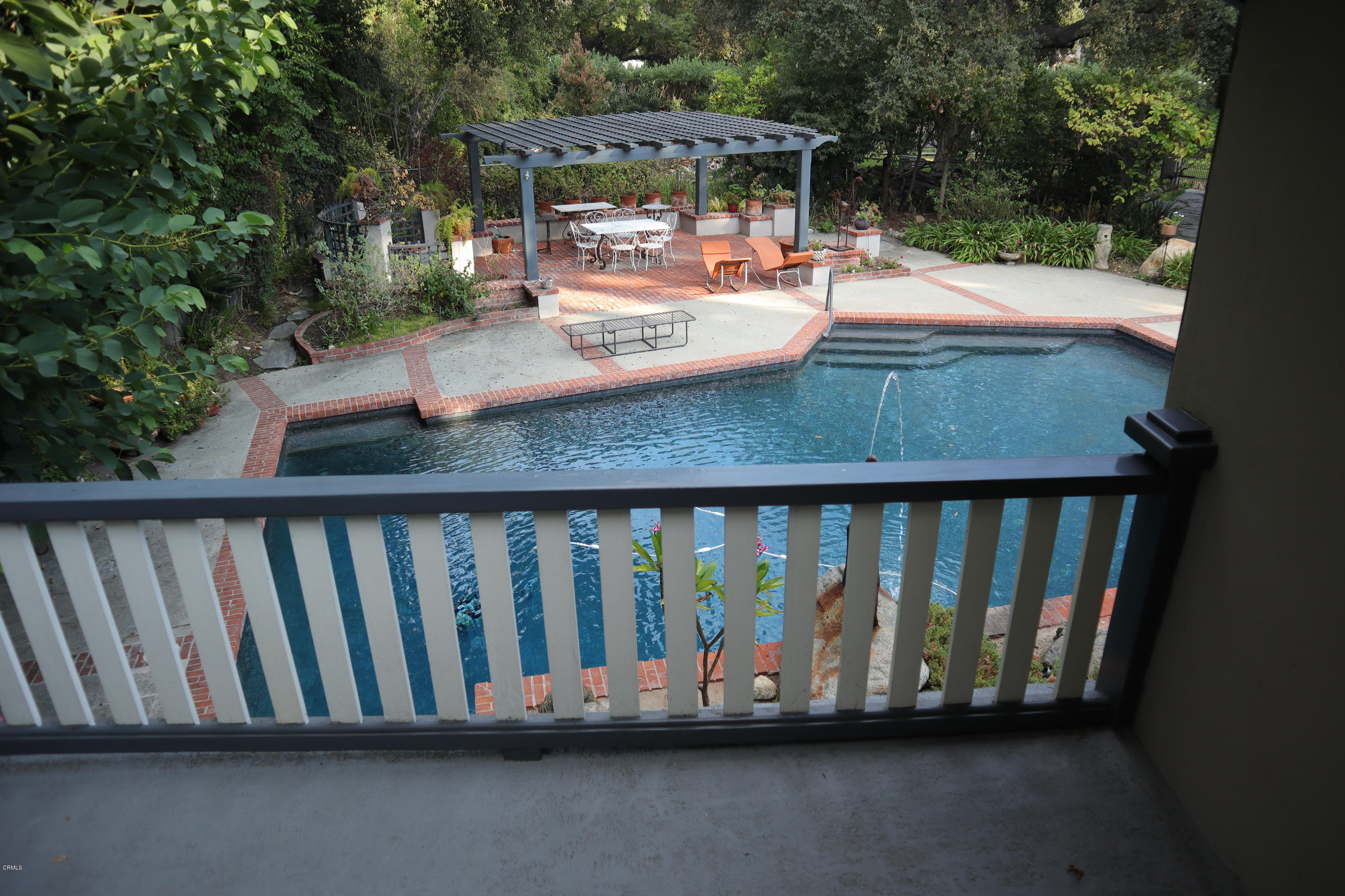 1015 Prospect Boulevard Pasadena, CA 91103 - Photo 12 of 39 IMG_1541