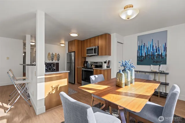 $490,000 | 22910 90th Avenue West, Unit D201, Edmonds, WA 98026