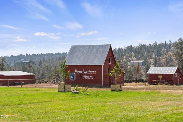 $1,575,000 | 65880 93rd Street, Bend, OR 97703