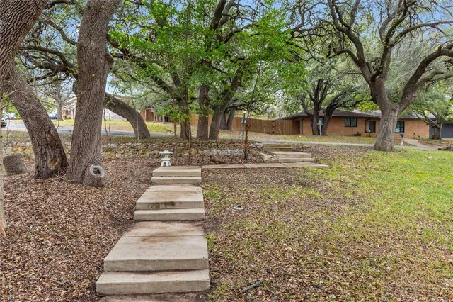 $249,000 | 3904 Oakdale Drive, Brownwood, TX 76801