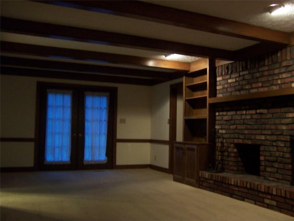 8653 Trails Run Road Indianapolis, IN 46217 - Photo 5 of 33 Gallery Image 5