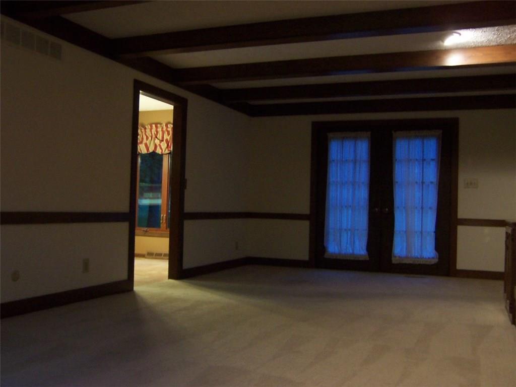 8653 Trails Run Road Indianapolis, IN 46217 - Photo 7 of 33 Gallery Image 7