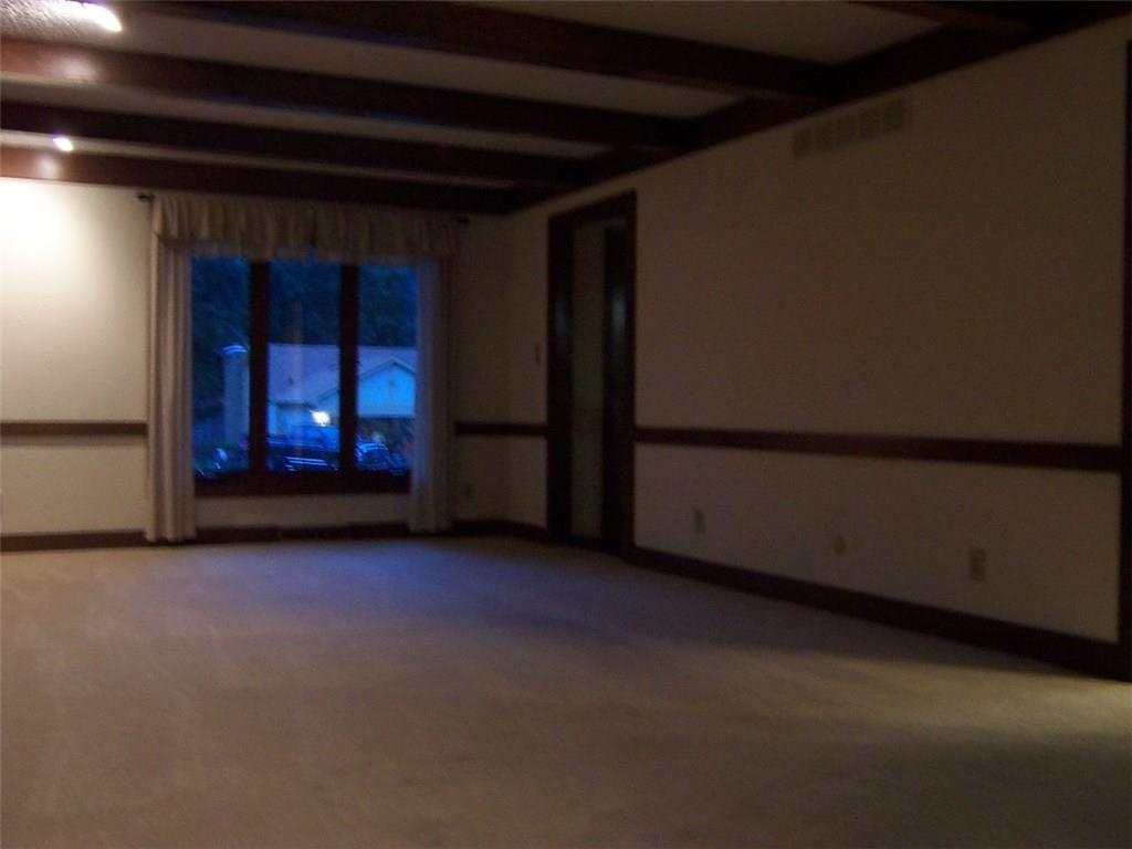 8653 Trails Run Road Indianapolis, IN 46217 - Photo 8 of 33 Gallery Image 8