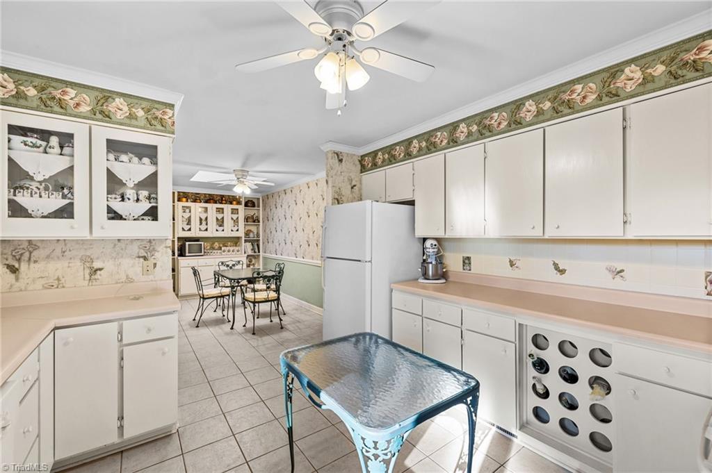 1101 Gatehouse Road High Point, NC 27262 - Photo 12 of 26 Gallery Image 12