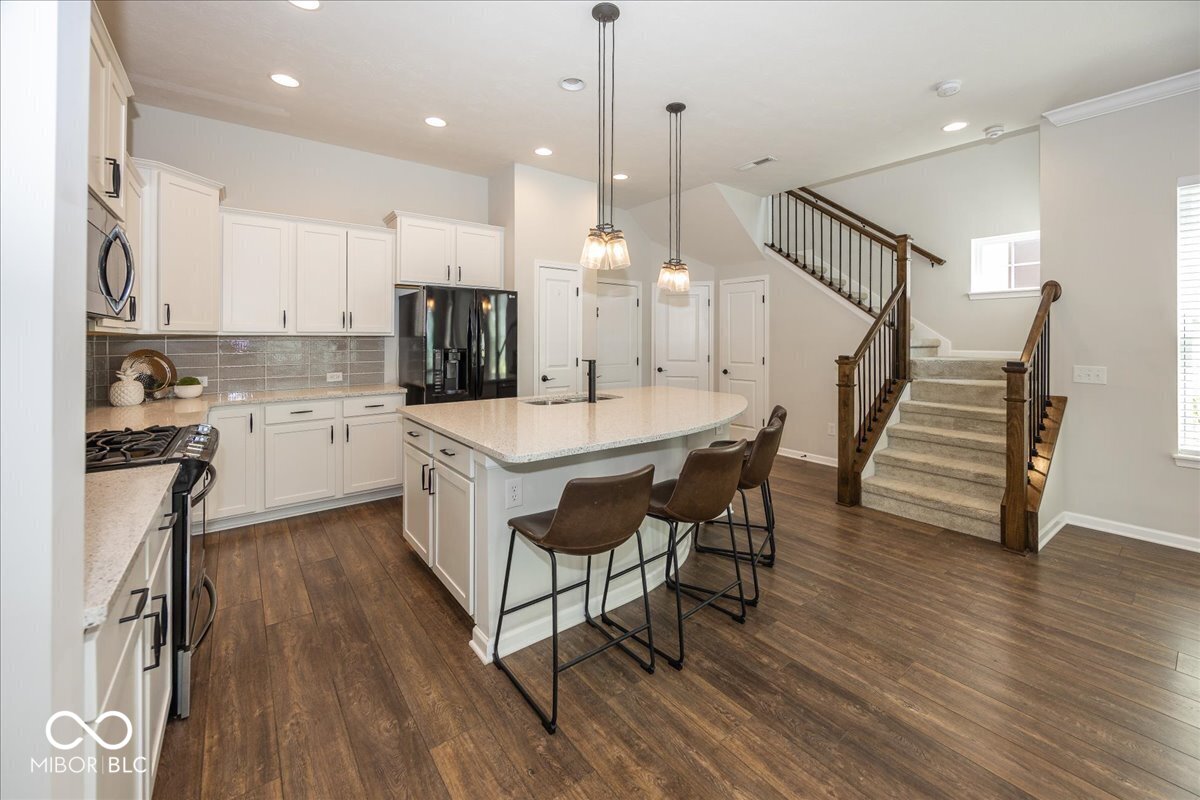 13103 Pennington Road Fishers, IN 46037 - Photo 8 of 31