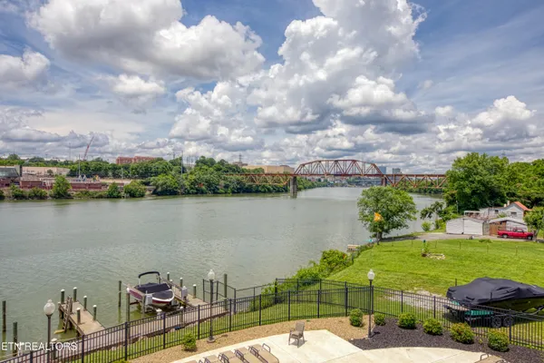 $2,500 | 3001 River Towne Way, Unit 509, Knoxville, TN 37920
