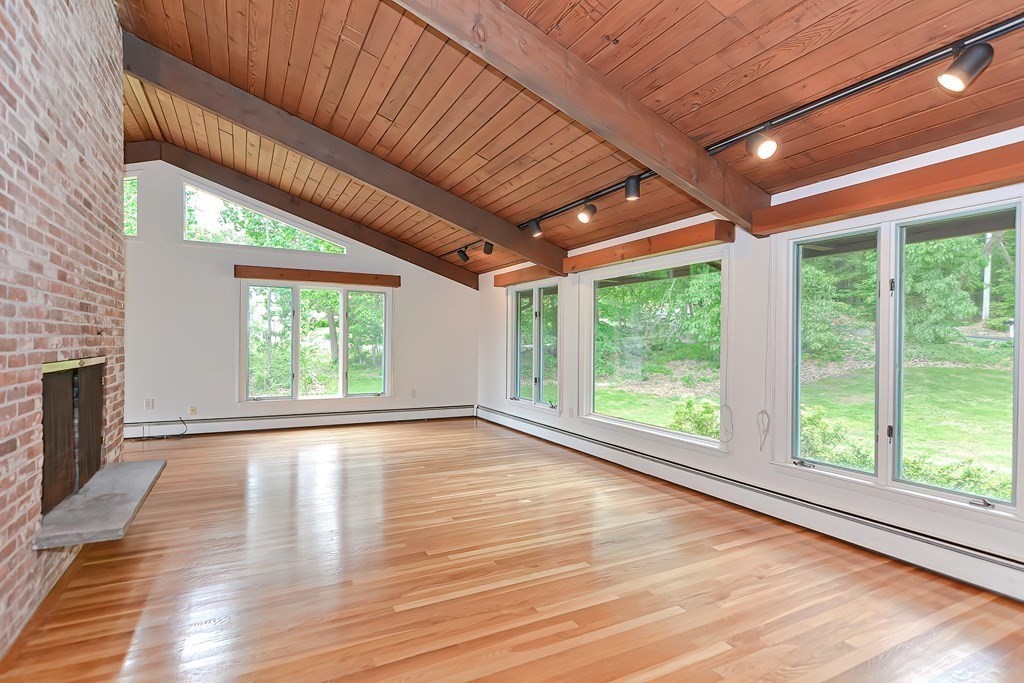 73 Slough Road Harvard, MA 01451 - Photo 11 of 33