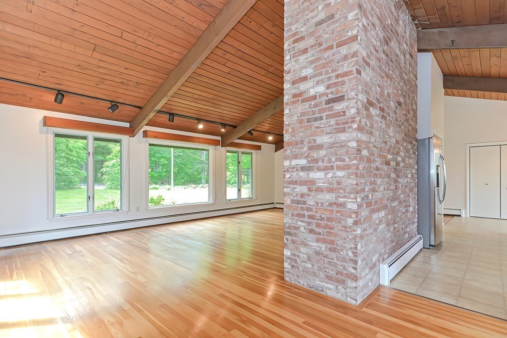 73 Slough Road Harvard, MA 01451 - Photo 16 of 33