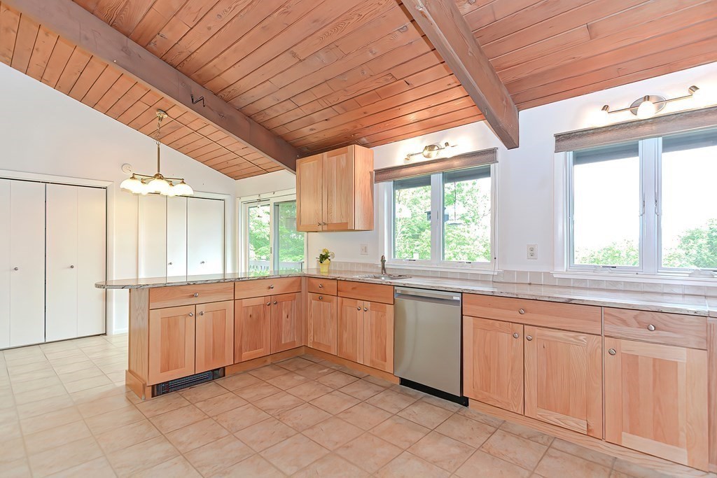 73 Slough Road Harvard, MA 01451 - Photo 19 of 33