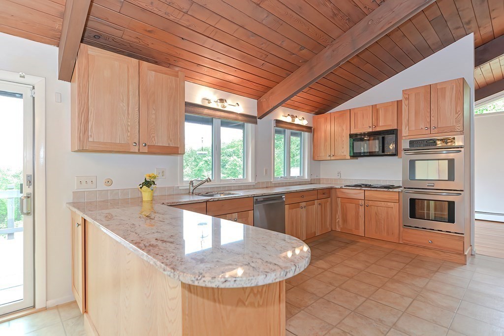 73 Slough Road Harvard, MA 01451 - Photo 20 of 33