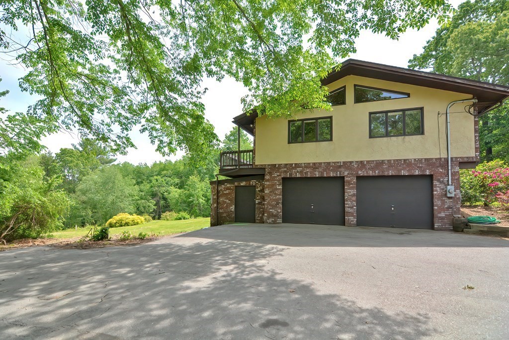 73 Slough Road Harvard, MA 01451 - Photo 5 of 33