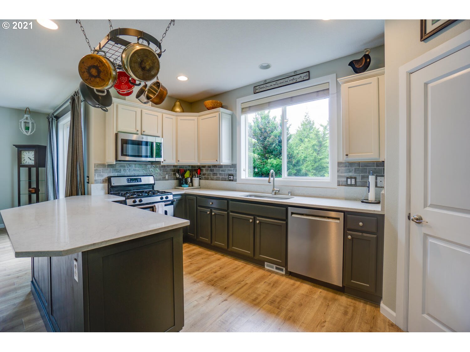 2024 South Osprey Drive Ridgefield, WA 98642 - Photo 9 of 32 Gallery Image 9