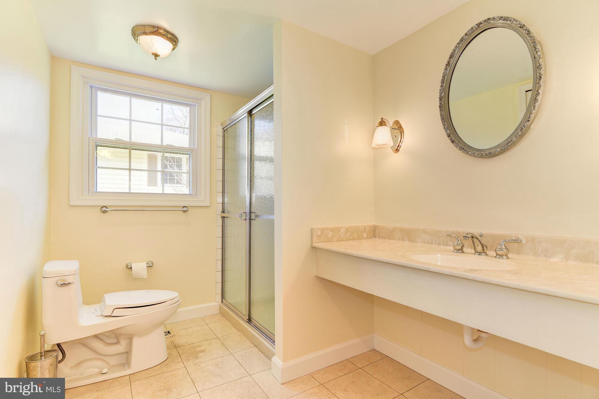 3009 Birchtree Lane Silver Spring, MD 20906 - Photo 7 of 26 Main floor full bath