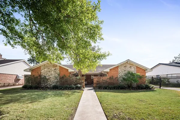 $599,000 | 5743 Jason Street, Houston, TX 77096